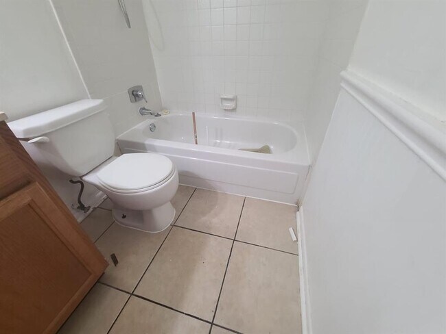 Building Photo - 8529 Hearth Dr