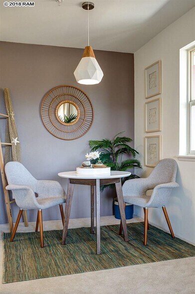 Building Photo - 33 Kihalani St