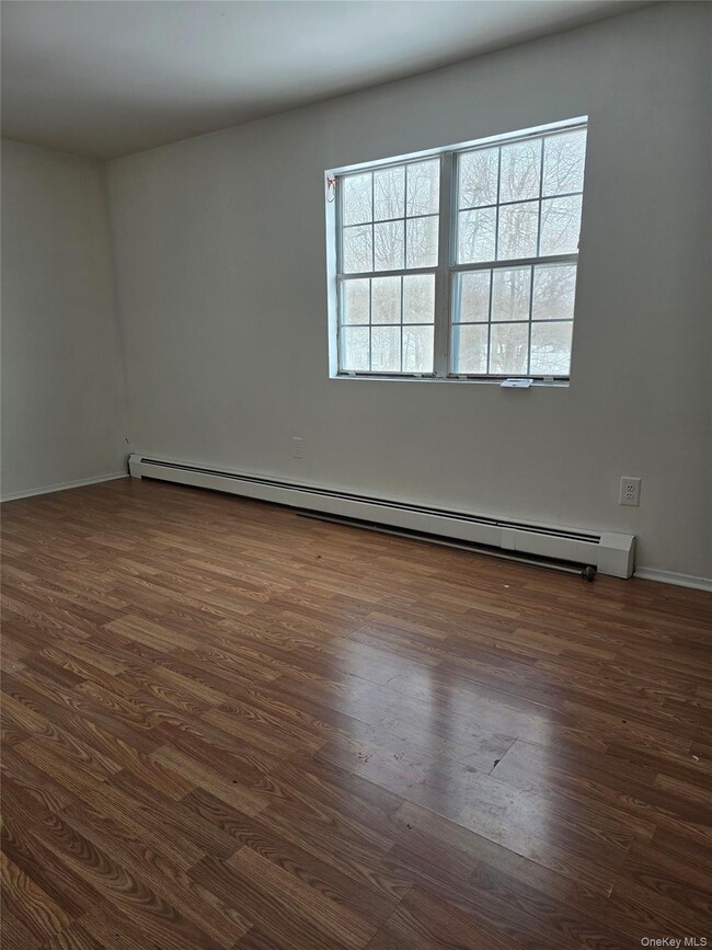 Building Photo - 21 Forest Ridge Rd