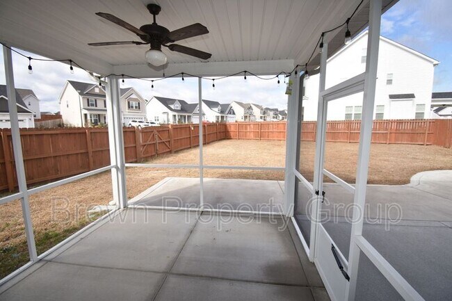 Building Photo - 441 Stonebriar Ave