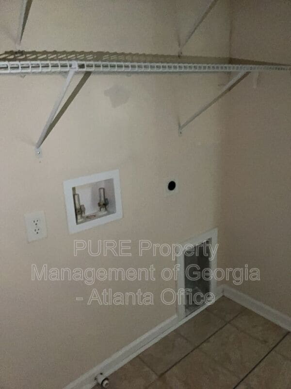 Building Photo - 278 Parc View Ln