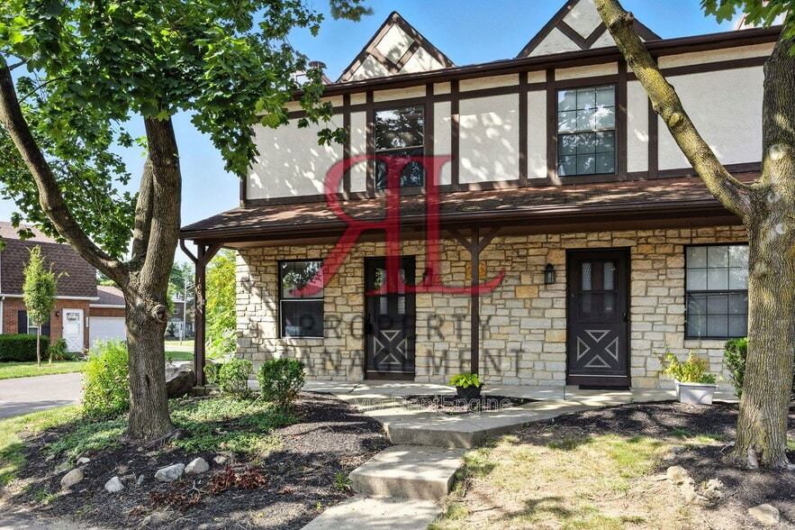 Primary Photo - 1094 Farmlane Dr