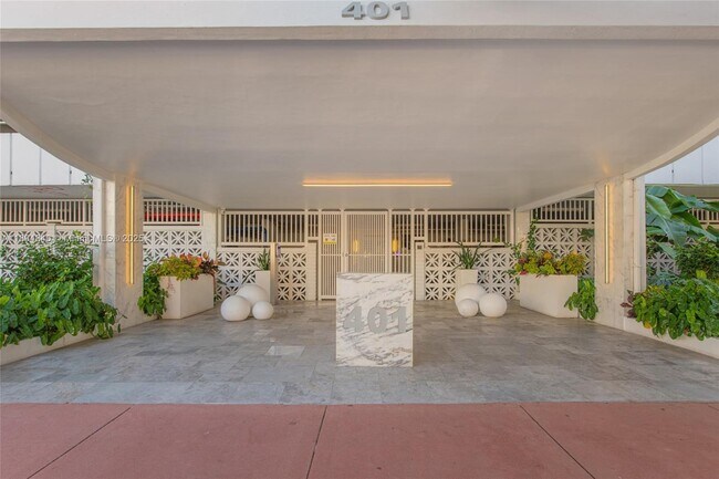 Building Photo - 401 Ocean Dr