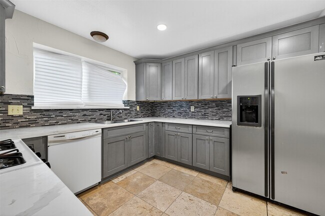 Building Photo - 22151 Birch Valley Dr