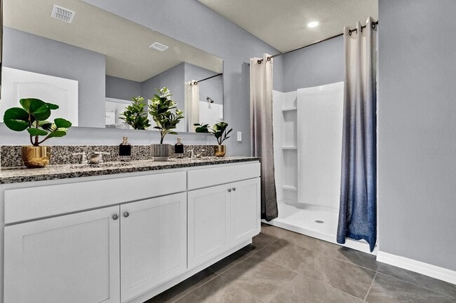 Building Photo - 9560 Black Walnut Dr