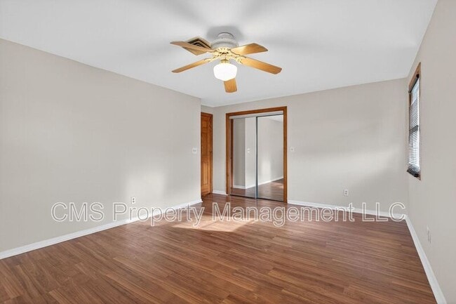 Building Photo - 352 Rahway Rd