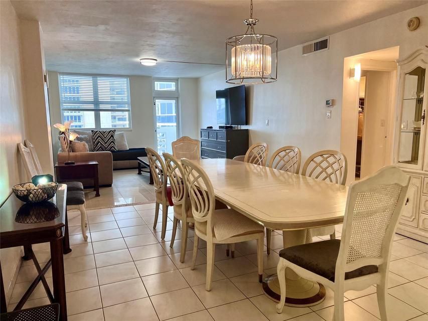 Building Photo - 4250 Galt Ocean Dr