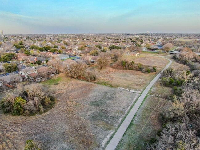 Building Photo - 16908 Cactus Blossom Dr