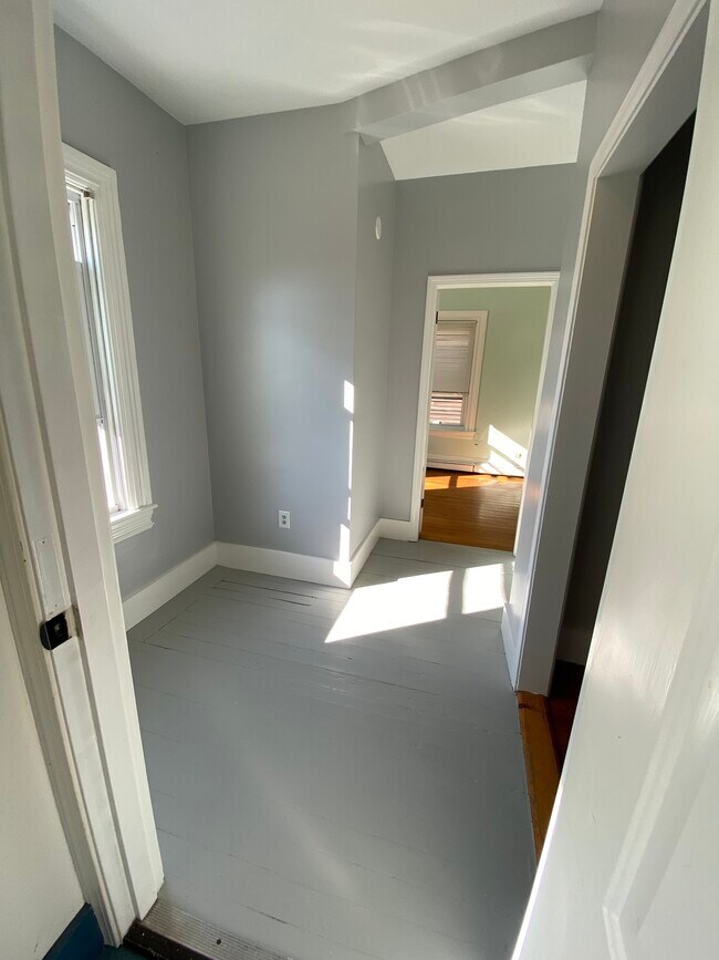 Rear entrance/mudroom - 86 Holden St