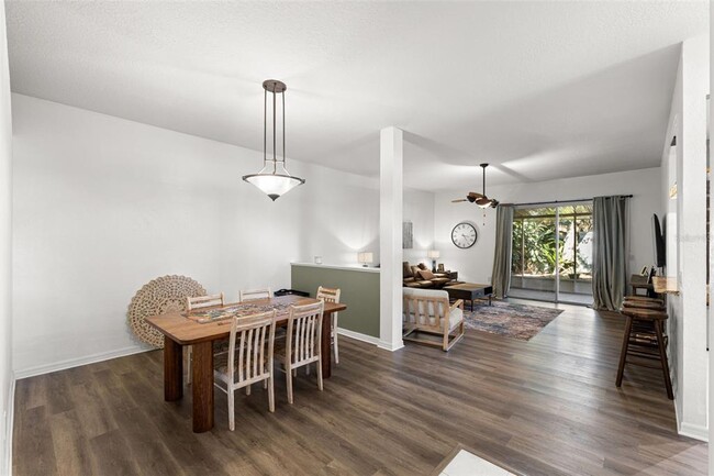 Building Photo - 1717 Arabian Ln