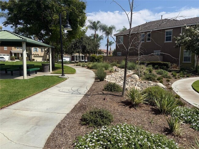 Building Photo - 1742 Edmon Way