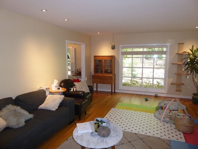 Building Photo - PENDING WITH ACCEPTED APPLICATION - TWO BE...