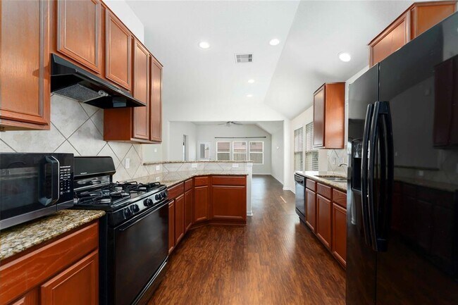 Building Photo - 1251 Kaliste Meadow Dr
