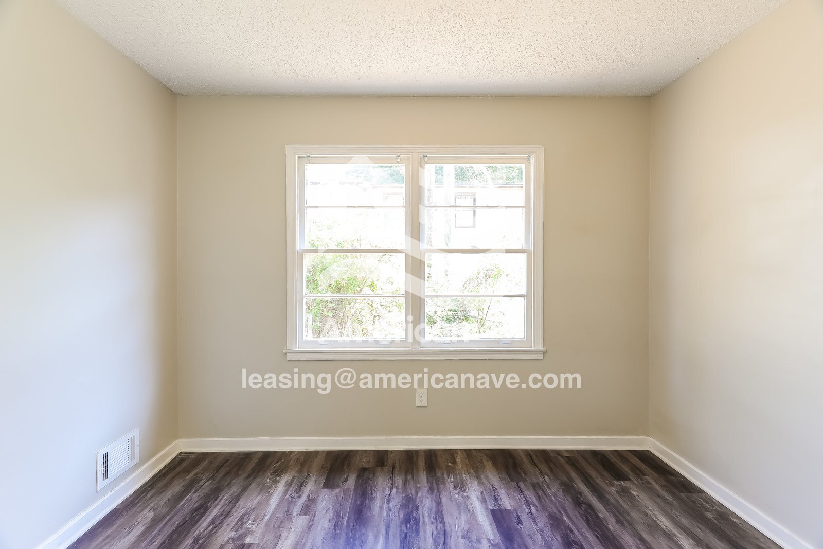 Building Photo - 8605 9th Ct S