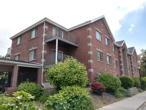 Building Photo - 325 W 700 N