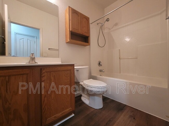 Building Photo - 8233 Windmill Oaks Pl