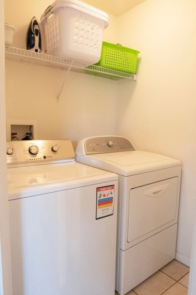 Building Photo - 172 Fox Loop