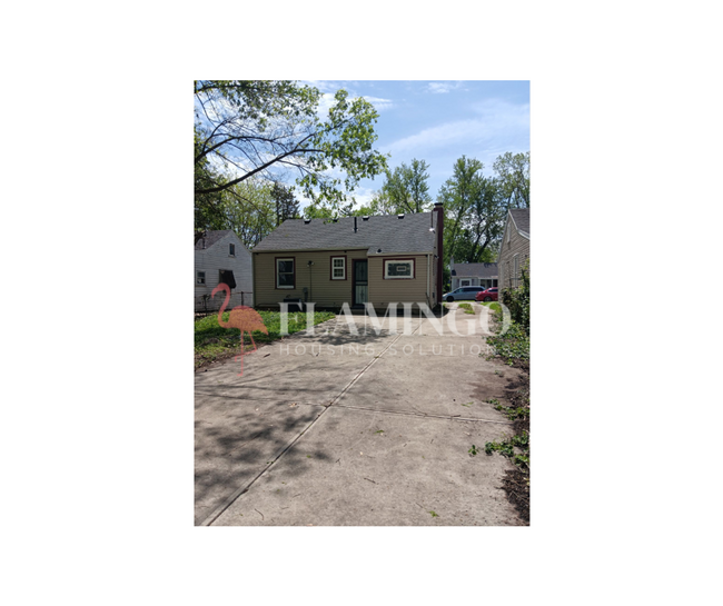 Building Photo - 3005 Edison St