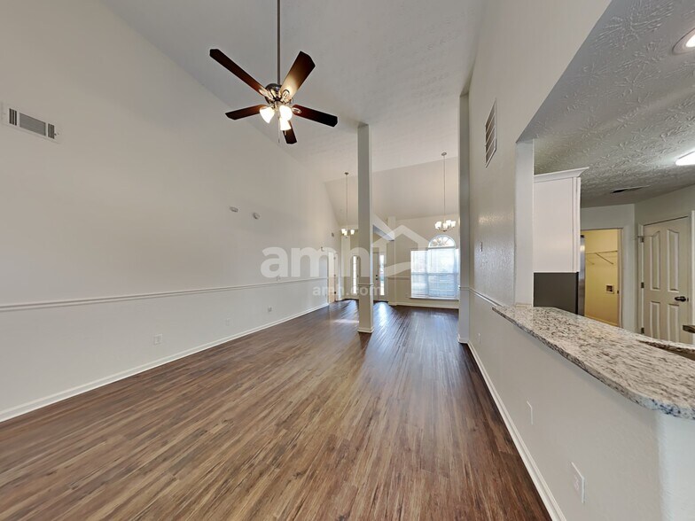 Building Photo - 488 Haven Ridge Dr