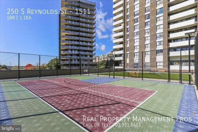 Building Photo - 250 S Reynolds St