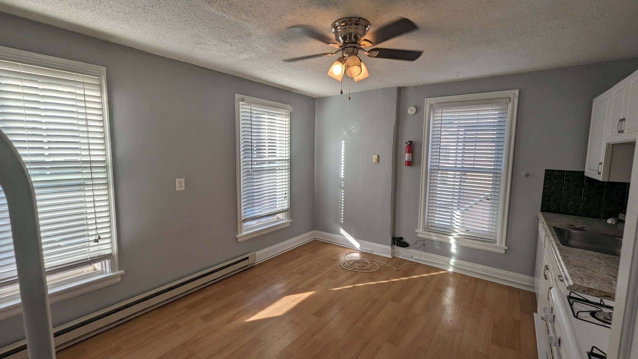 Building Photo - 321 W Biddle St