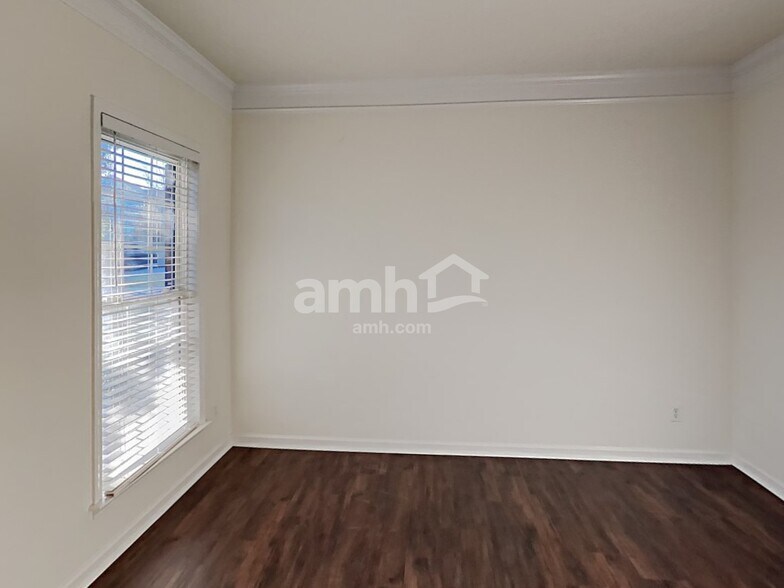 Building Photo - 4141 Autumn Cove Dr
