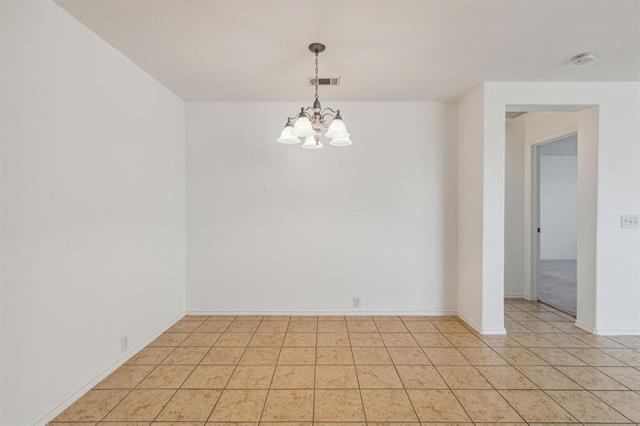Building Photo - 15944 Avenel Way