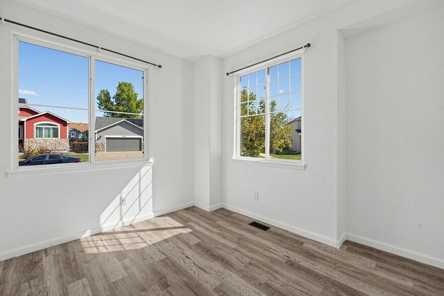 Building Photo - 1657 Dyer Loop