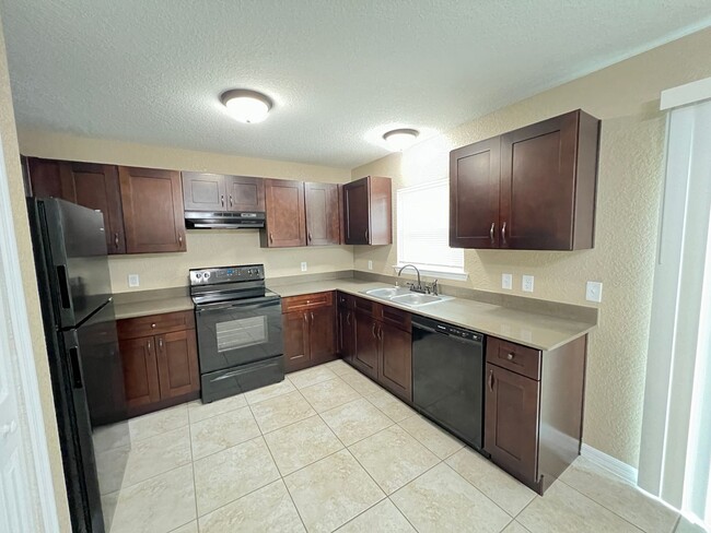 Building Photo - 3 BD/2BA Home in Beautiful Ocala!!!