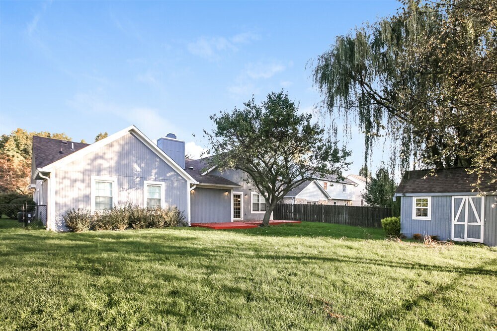 Building Photo - 705 Firethorn Cir