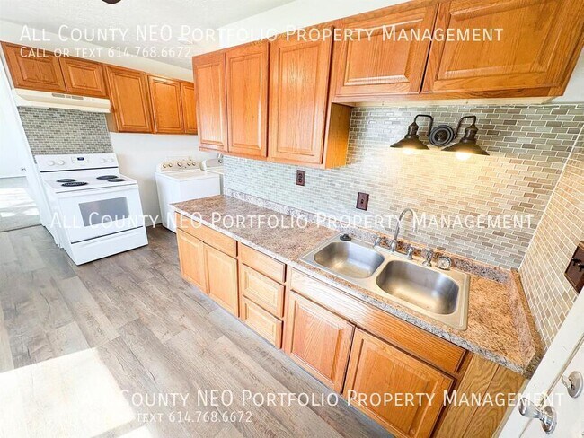 Building Photo - 1748 Ward Rd