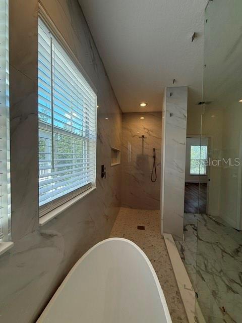 Building Photo - 912 Waterside Dr