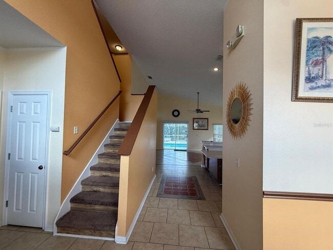 Building Photo - 501 Castlemain Cir