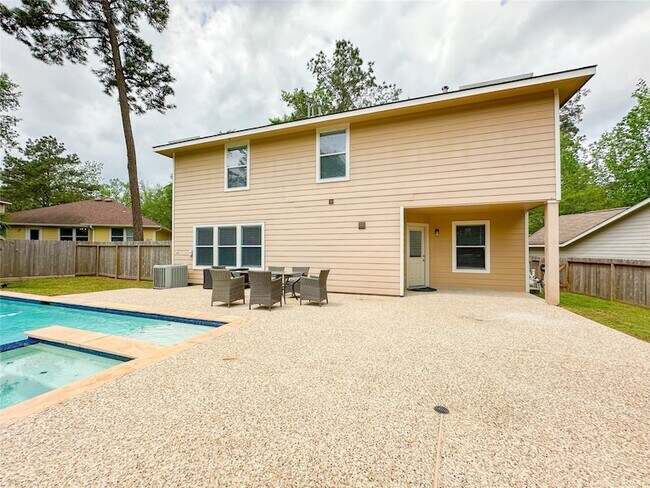 Building Photo - 11 Orion Star Ct