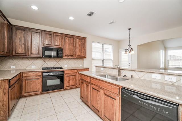 Building Photo - 4904 Newbridge Dr