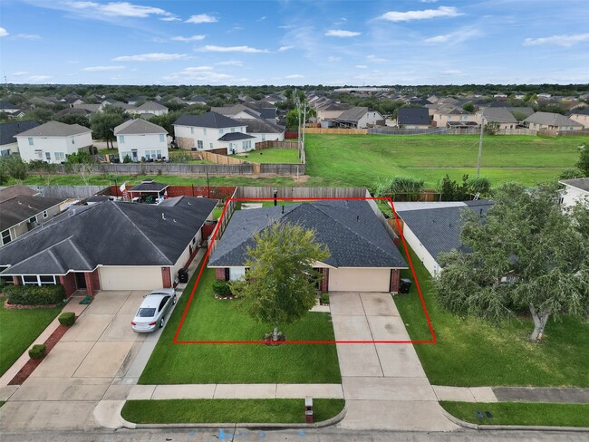 Building Photo - 10814 Bradford Way Dr