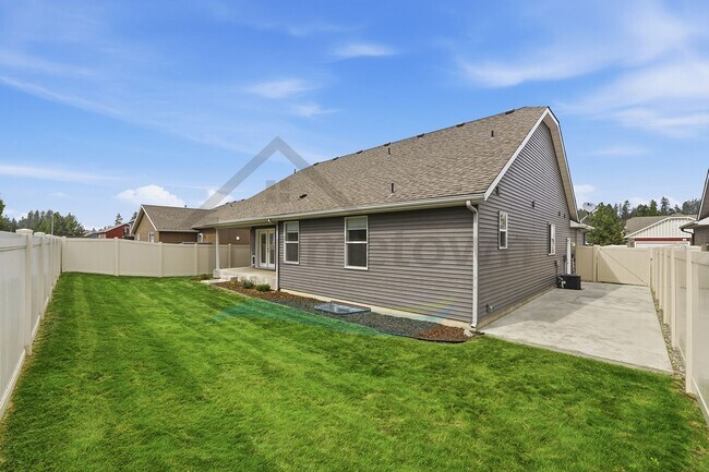 Building Photo - 5163 E Portside Ct