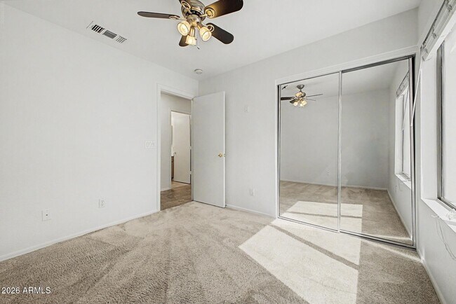 Building Photo - 14834 W Lamoille Dr
