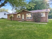 Building Photo - 320 Mockingbird Ln