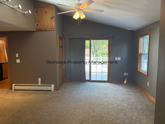 Building Photo - 27A-27B Laurel Lane