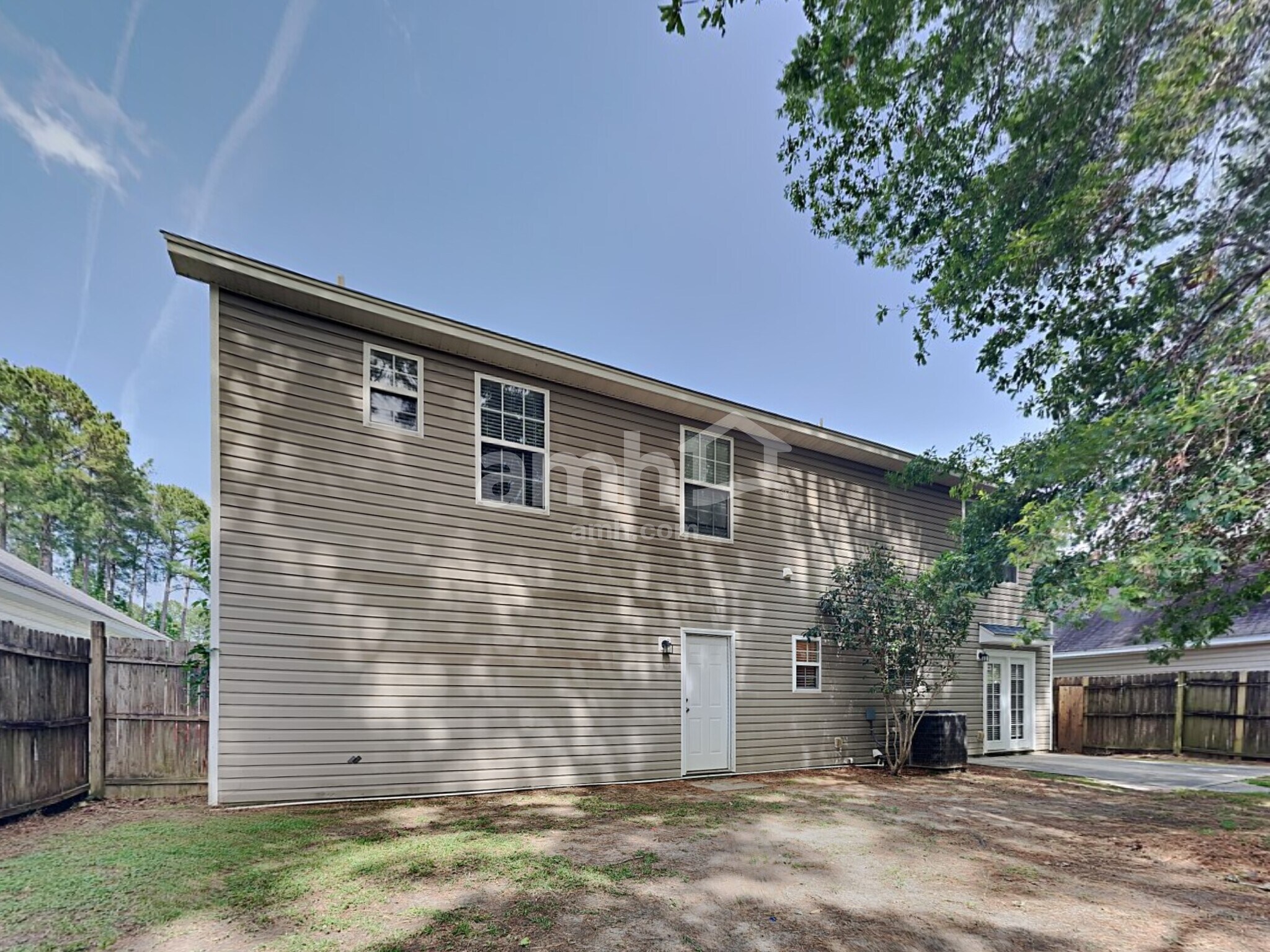 Building Photo - 149 Trickle Dr