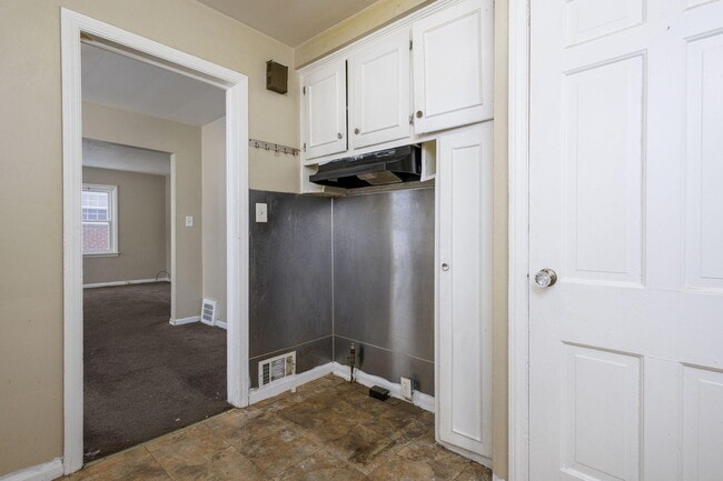 Building Photo - 19724 Pennington Dr