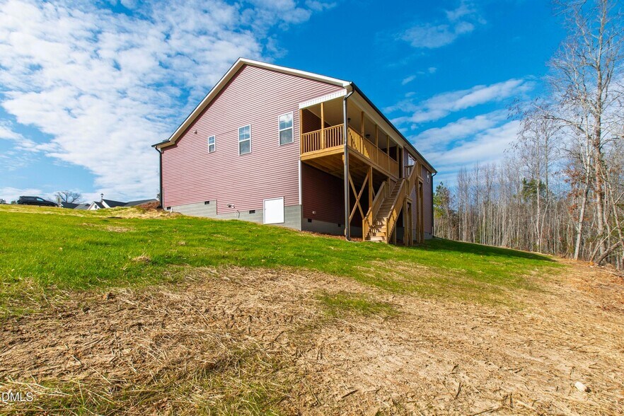 Building Photo - 157 Harmony Trl