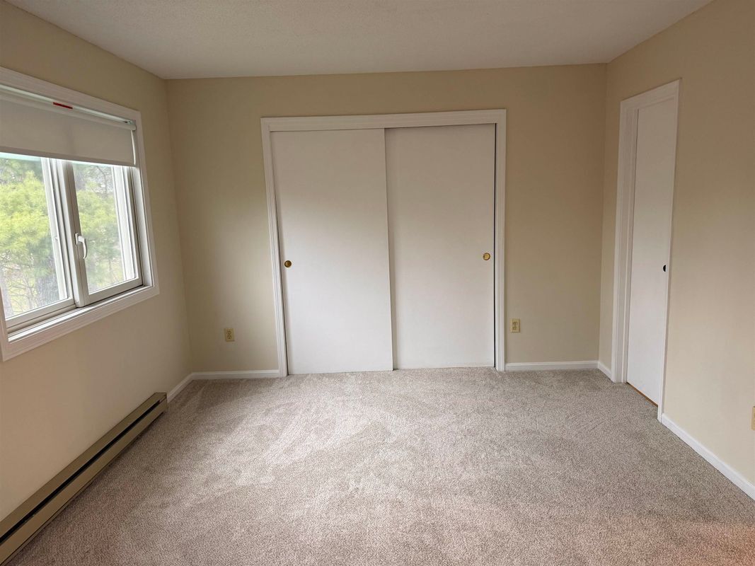 Building Photo - L4 Stonehedge, L4