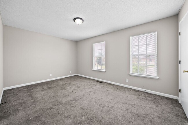 Building Photo - 280 Timber Ct Dr