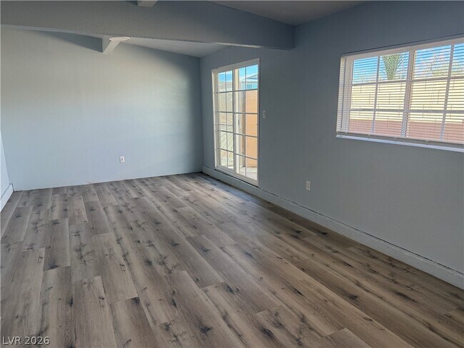 Building Photo - 6200 Lawton Ave