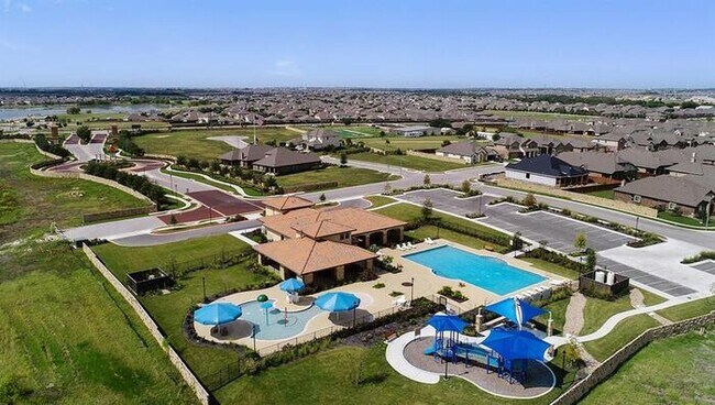 Building Photo - Furnished in Pflugerville!