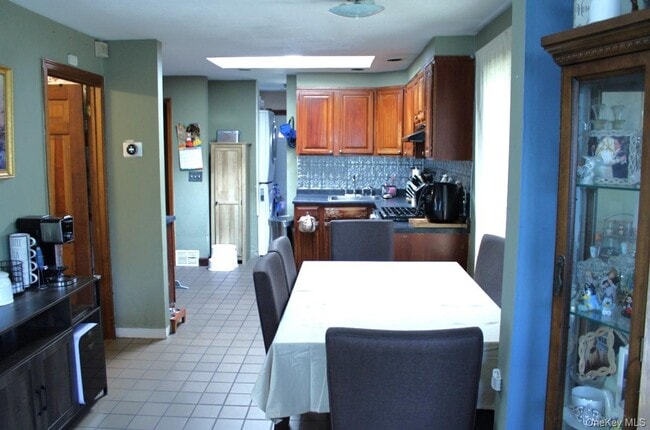 Building Photo - 19 Liberty St