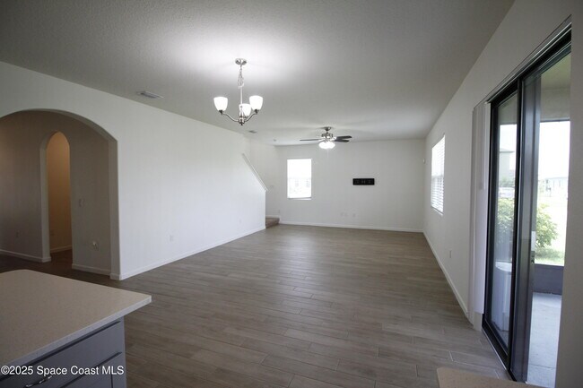 Building Photo - 3959 Alligator Flag Cir
