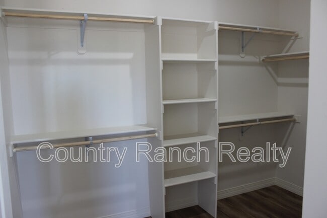 Building Photo - 2905 Kolob Canyon Dr